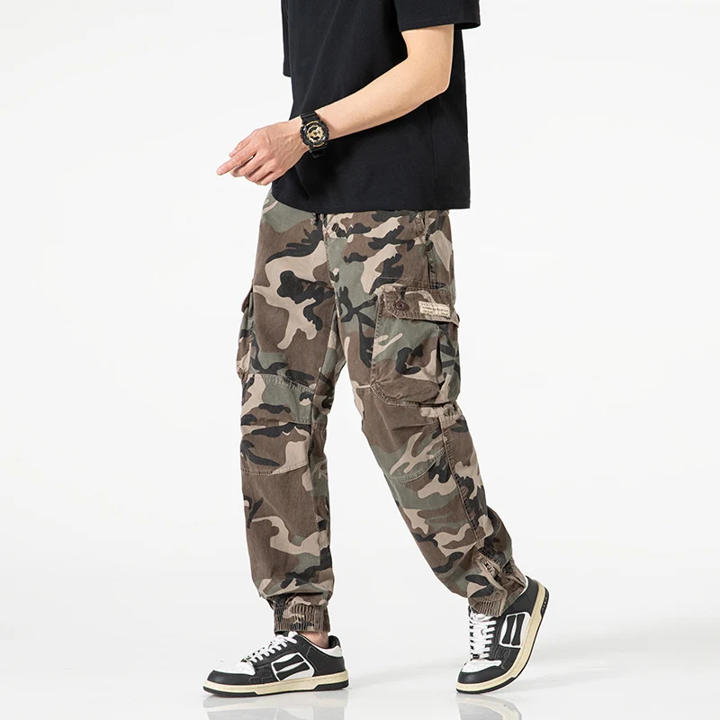 Herren Taktische Cargo‑Jogginghose im Camouflage‑Military‑Look mit Tunnelzugbund, Knieabnähern und Multifachtaschen Drune