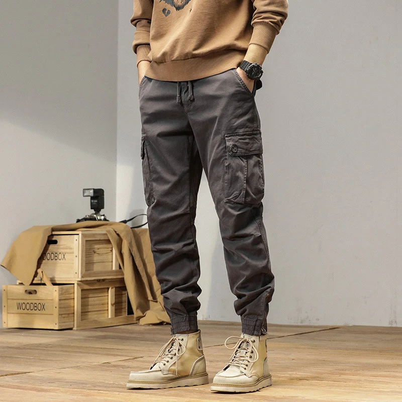 Herren Robust geschnittene Canvas-Cargo-Jogginghose mit Tunnelzugbund, Knieabnähern und elastischen Knöchelabschlüssen Drune