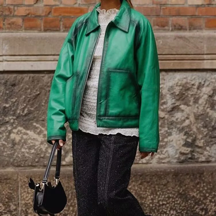 Damen Boxy-Kunstlederjacke mit großem Hemdkragen und durchgehendem Reißverschluss Drune