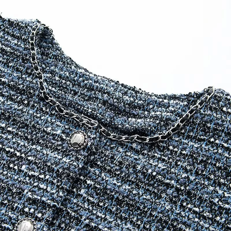 Damen Bouclé-Shorts-Overall mit taillierter Silhouette, Knopfleiste und Zierkette Drune