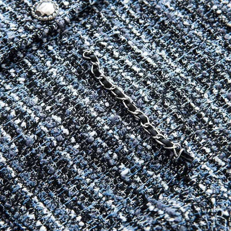 Damen Bouclé-Shorts-Overall mit taillierter Silhouette, Knopfleiste und Zierkette Drune