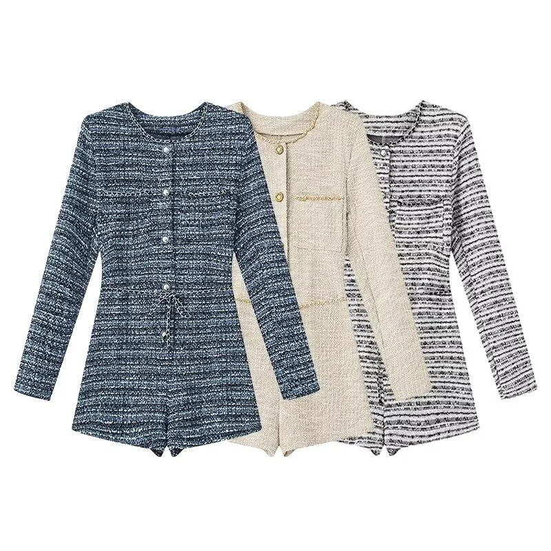 Damen Bouclé-Shorts-Overall mit taillierter Silhouette, Knopfleiste und Zierkette Drune