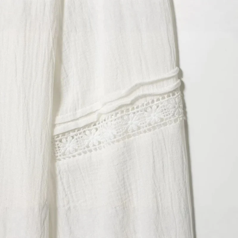 Damen Elegante Baumwollmisch‑Bluse mit Spitzenpasse, verdeckter Knopfleiste und weiten Ballonärmeln Drune