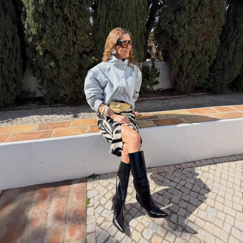 Damen Cropped-Übergangsjacke mit Stehkragen und gerafften Schulterdetails Drune
