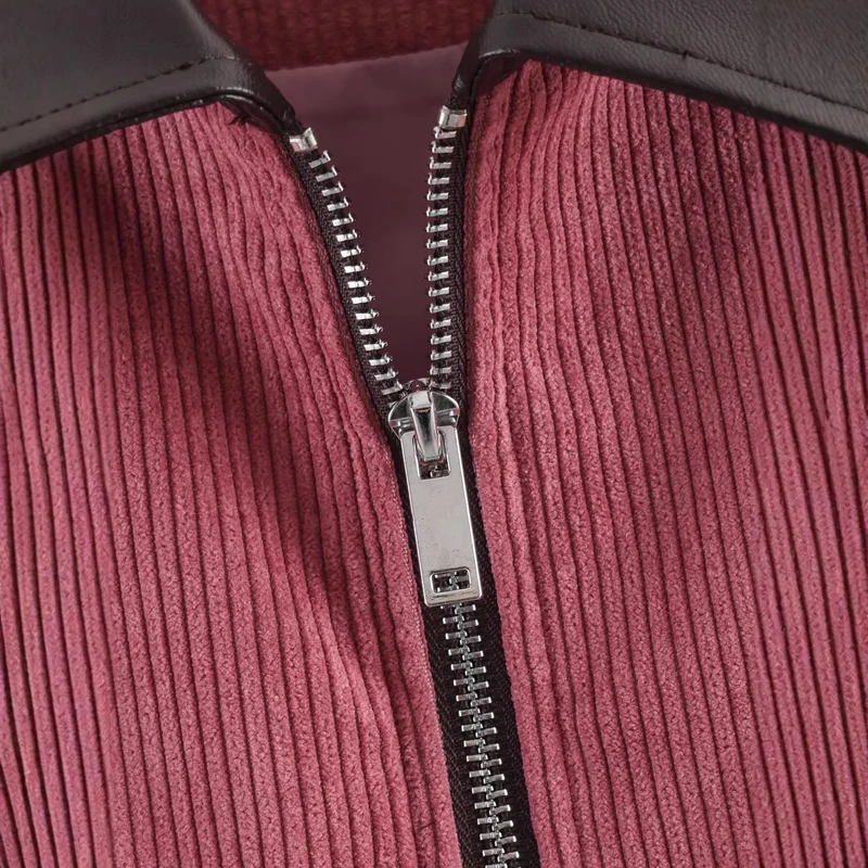 Damen Cropped-Kord-Strickjacke mit markanter Rippenstruktur, Kunstleder-Umlegekragen und Pattentaschen Drune