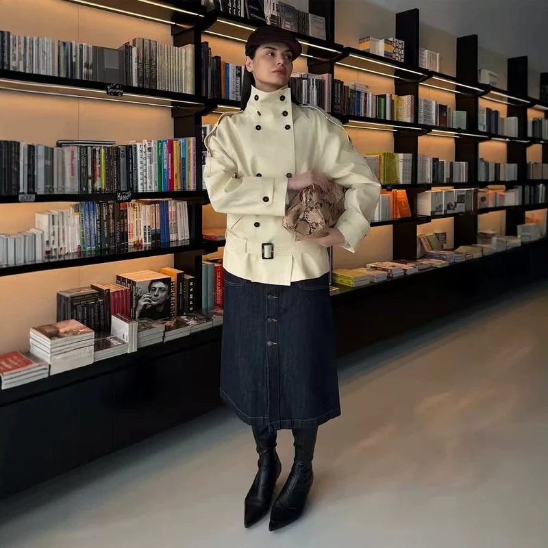 Damen Kurzer Doppelreiher-Mantel mit Cape-Ärmeln und Taillengürtel Drune