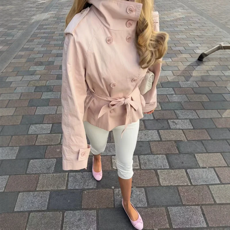 Damen Kurze zweireihige Trenchjacke mit hohem Stehkragen, Schulterklappen und Bindegürtel Drune
