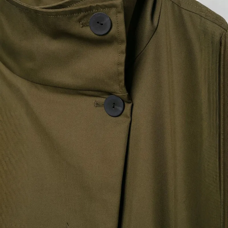Damen Kurze Utility-Capejacke mit Tunnelzug, hohem Stehkragen und verstellbaren Ärmelriegeln Drune