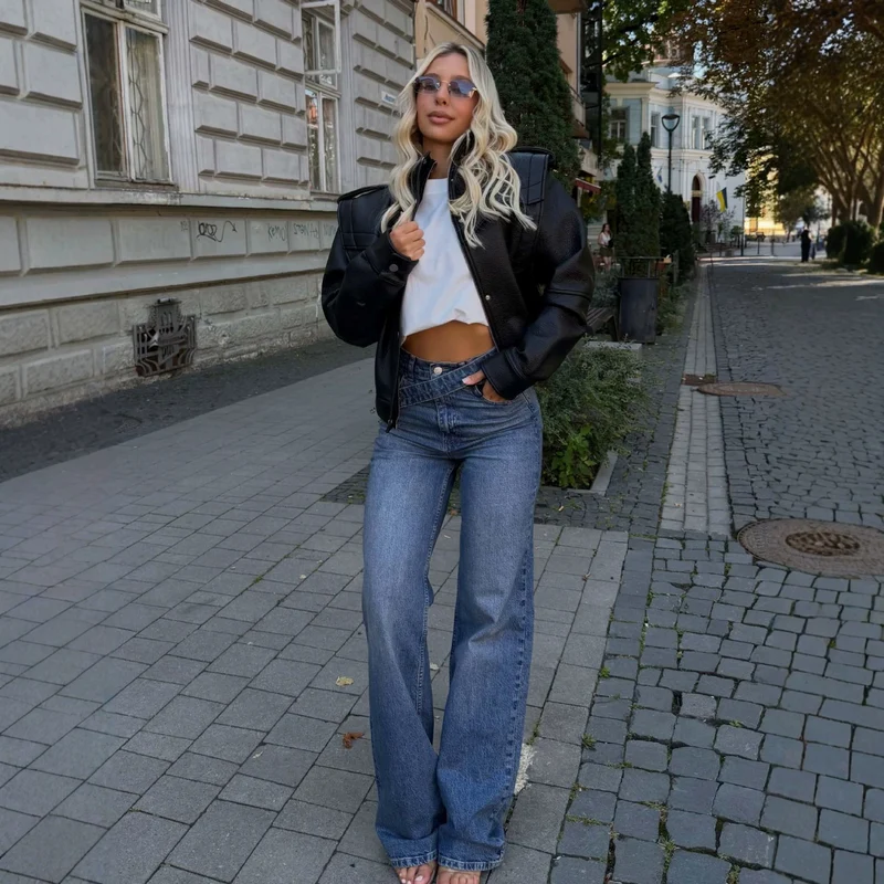 Damen Kurzer Cropped Kunstleder‑Blouson mit wattierter Schulterpartie und Funnelkragen Drune