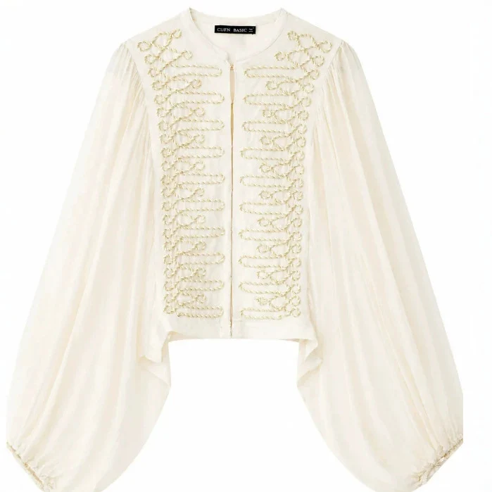 Damen Kurzbluse im Folklore‑Militärstil mit voluminösen Bischofärmeln Drune