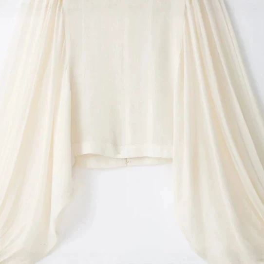 Damen Kurzbluse im Folklore‑Militärstil mit voluminösen Bischofärmeln Drune