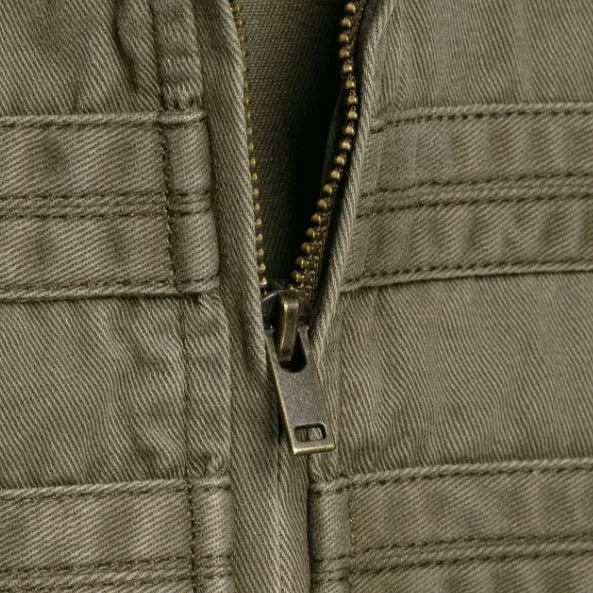 Damen Kurzblouson im Boxy‑Cut mit hohem Stehkragen, verdecktem Reißverschluss und elastischem Saum Drune
