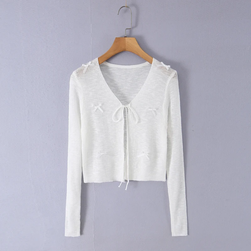 Damen Cropped-Feinstrick-Cardigan mit V-Ausschnitt, Bindeband und Zierschleifen Drune