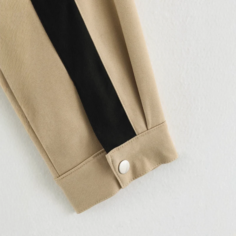 Damen Cropped Boxy-Trackjacke mit Stehkragen und Kontraststreifen Drune