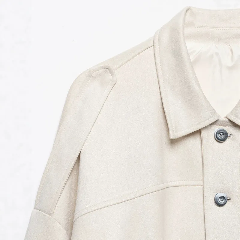 Damen Cropped-Boxy-Jacke aus Veloursoptik mit Hemdkragen, weiten Raglanärmeln und Tunnelzug Drune