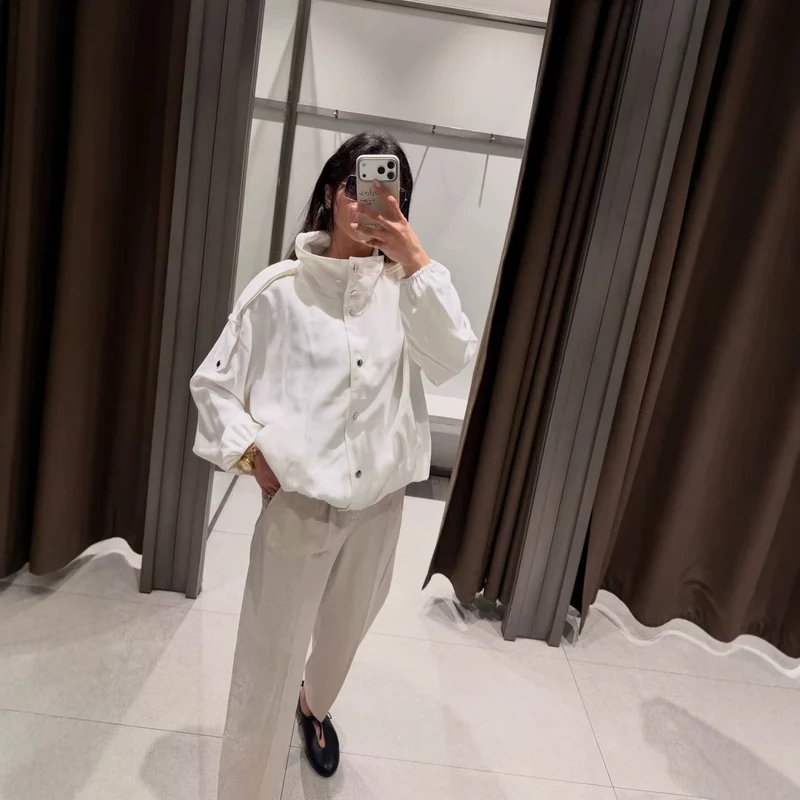 Damen Cropped-Boxy-Canvasjacke mit Funnelkragen, Druckknopfverschluss und Schulterpatten Drune