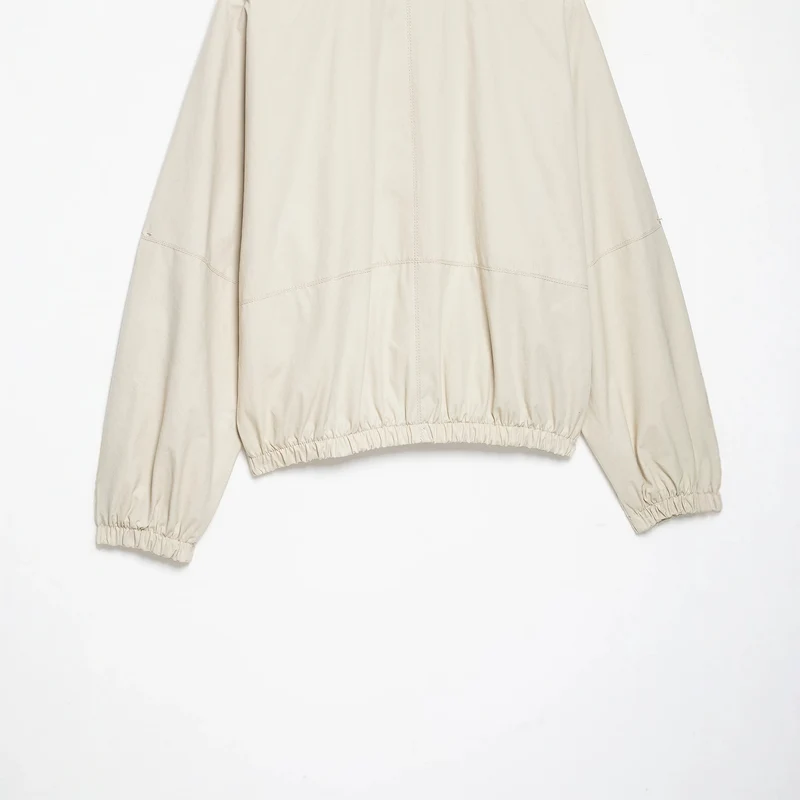 Damen Cropped-Bomberjacke im Boxy‑Schnitt mit Stehkragen, elastischem Saum und Kontrastpaspel Drune