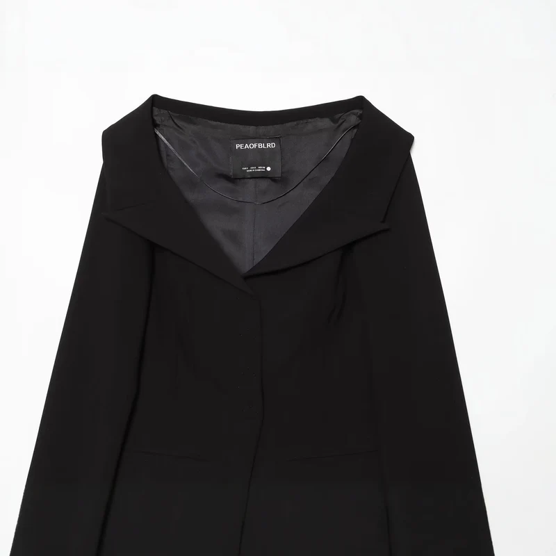 Damen Cropped-Blazer mit weitem Schalkragen und asymmetrischem Saum Drune