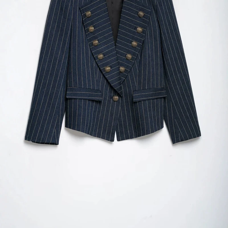 Damen Cropped-Blazer im Nadelstreifen mit doppelseitiger Zierknopfleiste und Schulterriegeln Drune