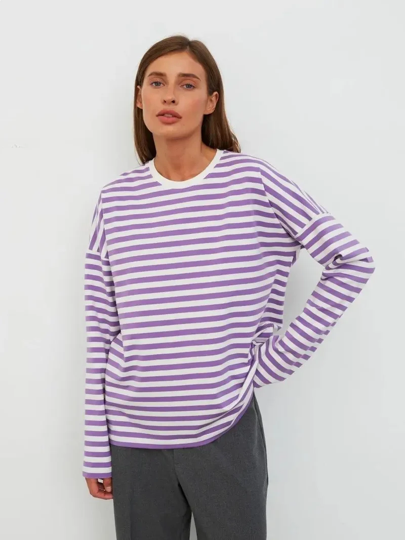Damen gestreiftes Langarmshirt mit lässigem Schnitt und rundem Halsausschnitt