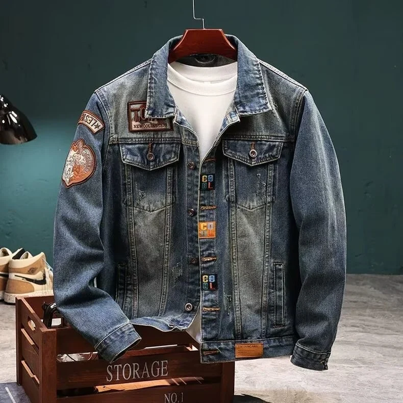 Herren Modische Denimjacke mit gestickten Details Drune