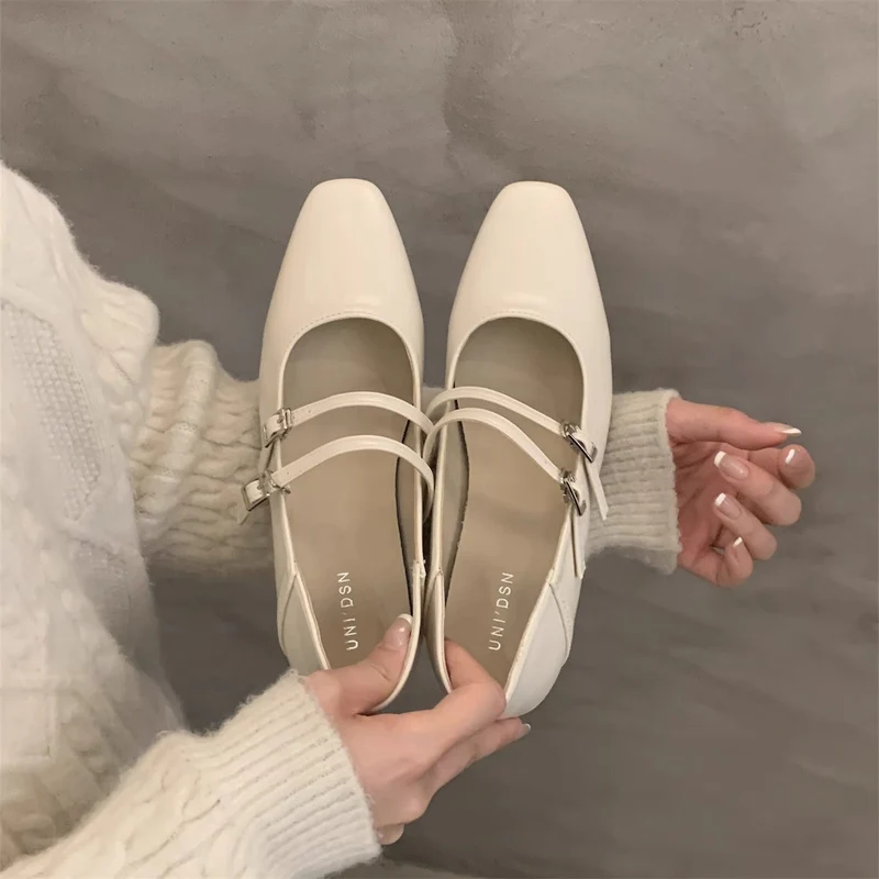 Damen stilvolle Pumps mit verstellbaren Riemen Drune