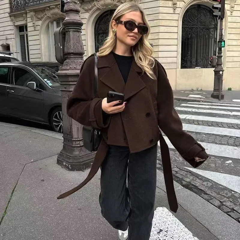 Damen modische cropped Jacke mit breitem Kragen und tailliertem Schnitt Drune