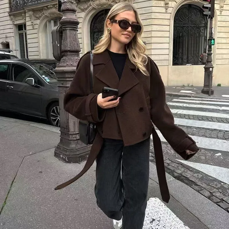 Damen modische cropped Jacke mit breitem Kragen und tailliertem Schnitt Drune