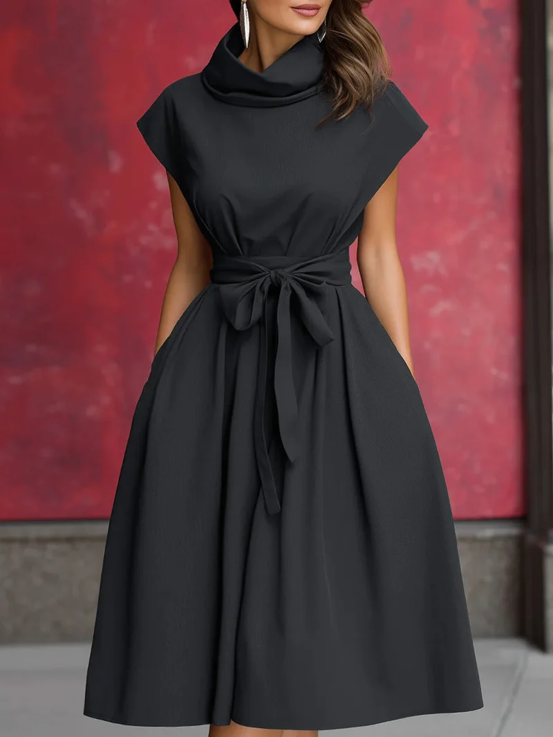Damen Kleid mit schicker, geraffter Kapuze und praktischen Taschen Drune