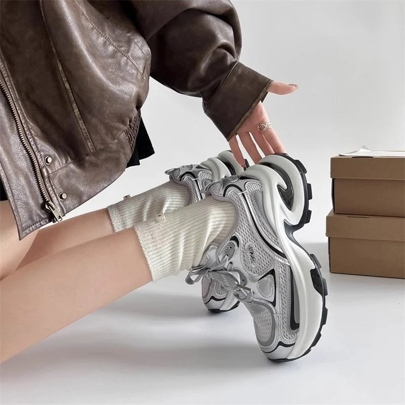 Damen Skulpturale Platform‑Sneaker mit Multi‑Layer Mesh‑ und PU‑Mix Drune