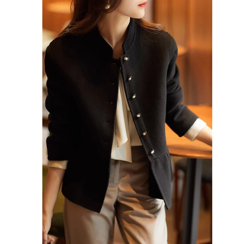 Damen Modischer Sweatjacke mit Knopfdetails Drune
