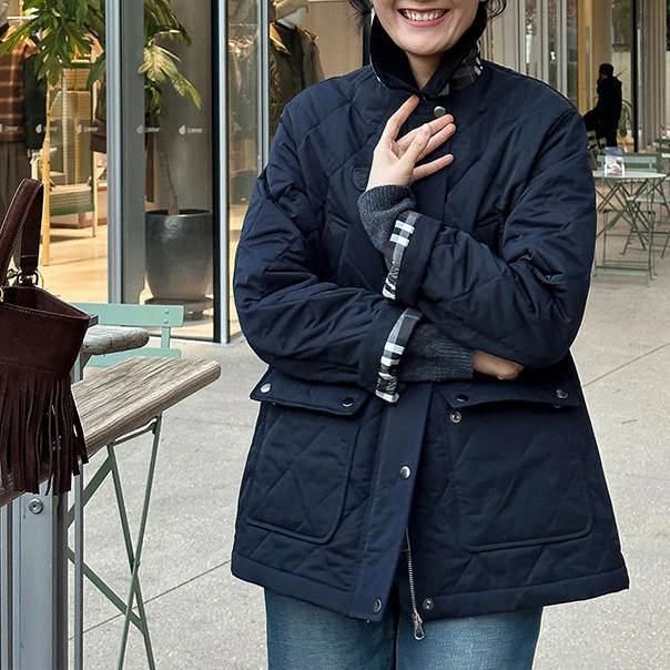 Damen Modische Steppjacke mit hochgeschlossenem Kragen und großen Taschen Drune