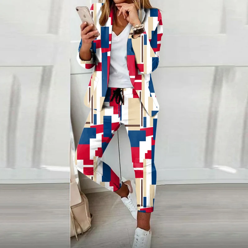 Zweiteiliges Set für Damen: Hosenanzug mit Muster, bestehend aus einem langärmeligen Blazer (offene Front, taillierter Schnitt) und einer unifarbenen langen Hose – ideal fürs Büro – DRUNE