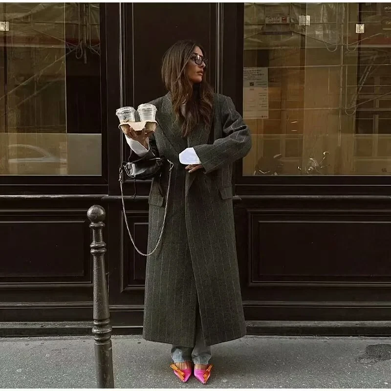 Damen eleganter gestreifter Langblazer mit doppelter Knopfleiste und seitlichen Taschen Drune