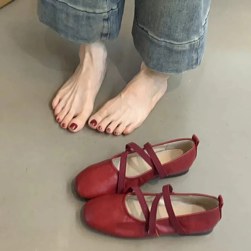 Damen Ballerinas mit modernem Riemchendesign und komfortabler Sohle Drune