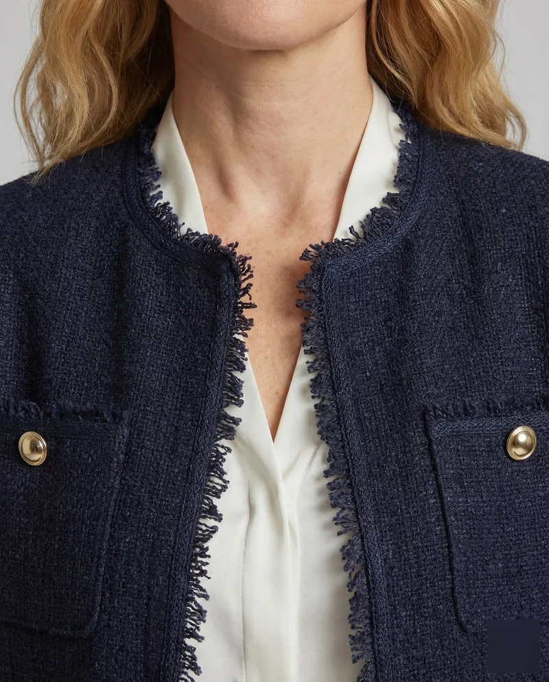 Damen Kragenlose Boucle Jacke mit Fransenbesatz
