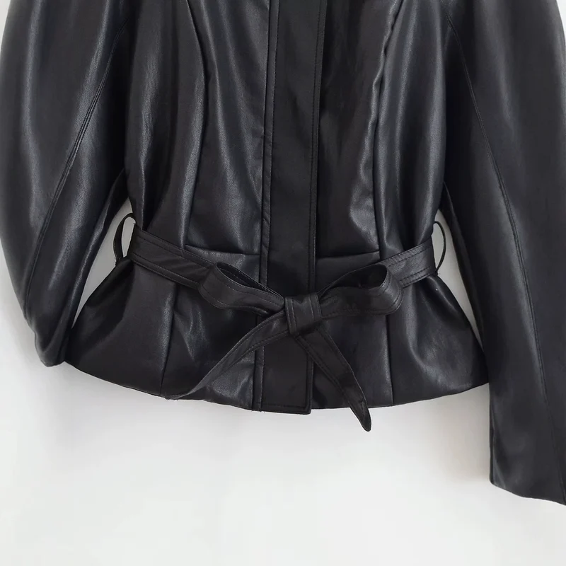 Damen Taillierte Lederoptik‑Jacke mit Bindegürtel und überschnittenen Ärmeln Drune