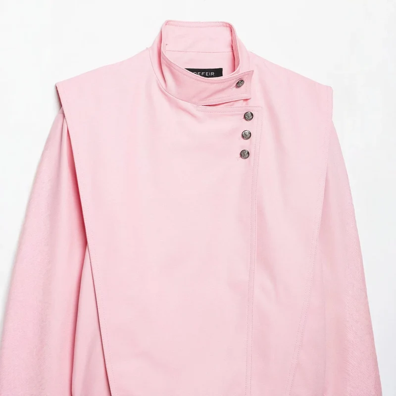 Damen Taillierte Cropped-Jacke mit asymmetrischem Stehkragen und dekorativen Druckknöpfen Drune