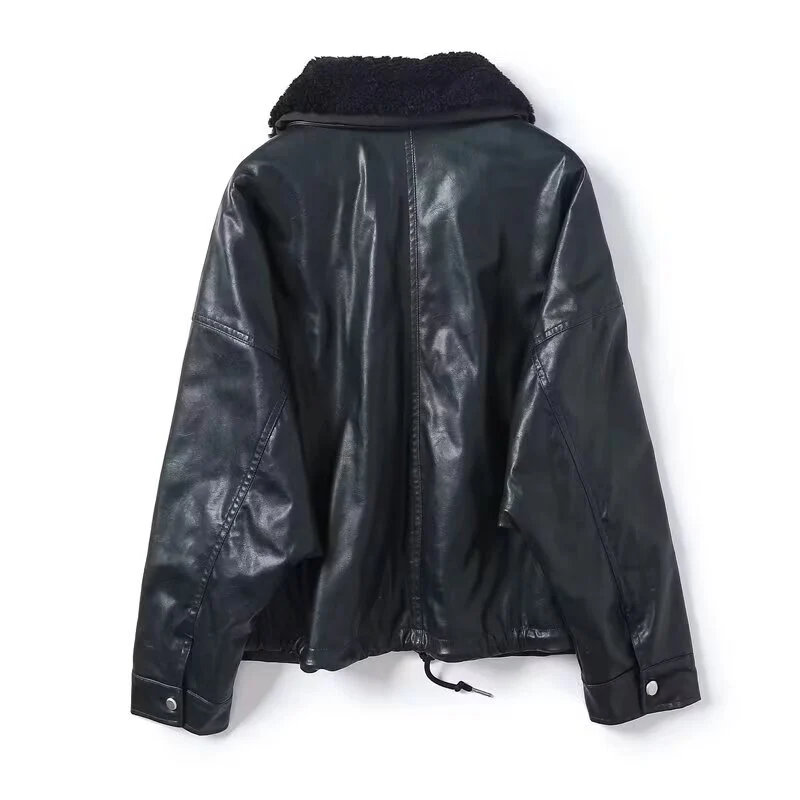 Damen Oversize Kunstlederfliegerjacke mit Teddykragen und Pattentaschen Drune