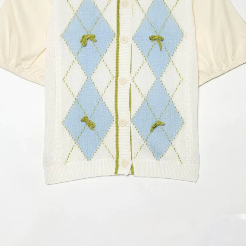 Damen Kurzarm-Pulloverjacke mit Argyle-Strickfront, Bubikragen und Puffärmeln Drune
