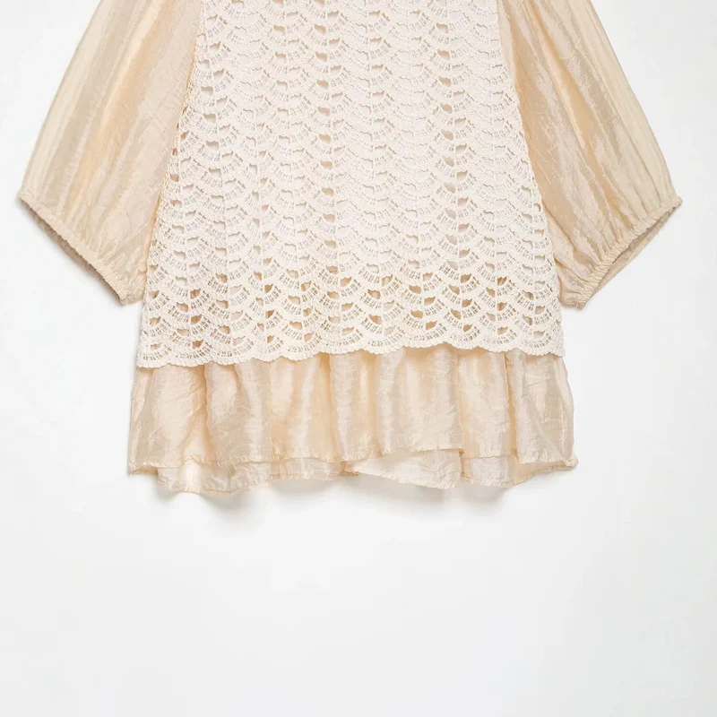 Damen Häkel-Overlay-Bluse mit Volant-Underlayer und Puffärmeln Drune