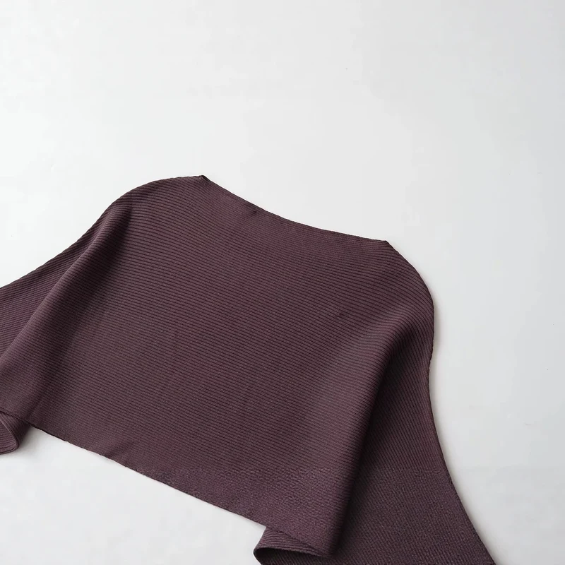 Damen Gerippter Kurz‑Poncho mit U‑Boot‑Ausschnitt und kastiger Silhouette Drune