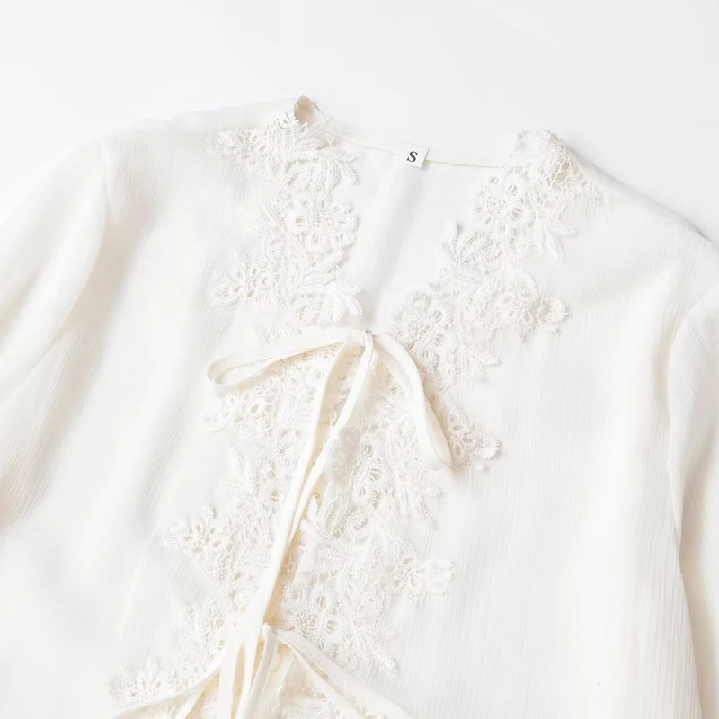 Damen Boho-Spitzenbluse mit Volants, langen Rüschenärmeln und Bindebändern Drune