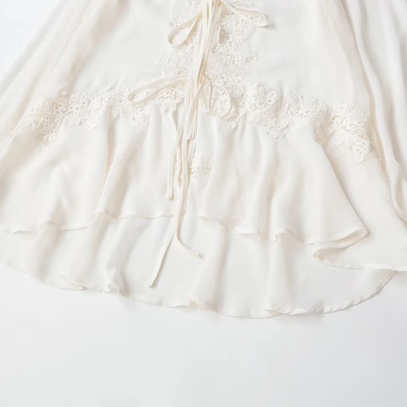 Damen Boho-Spitzenbluse mit Volants, langen Rüschenärmeln und Bindebändern Drune