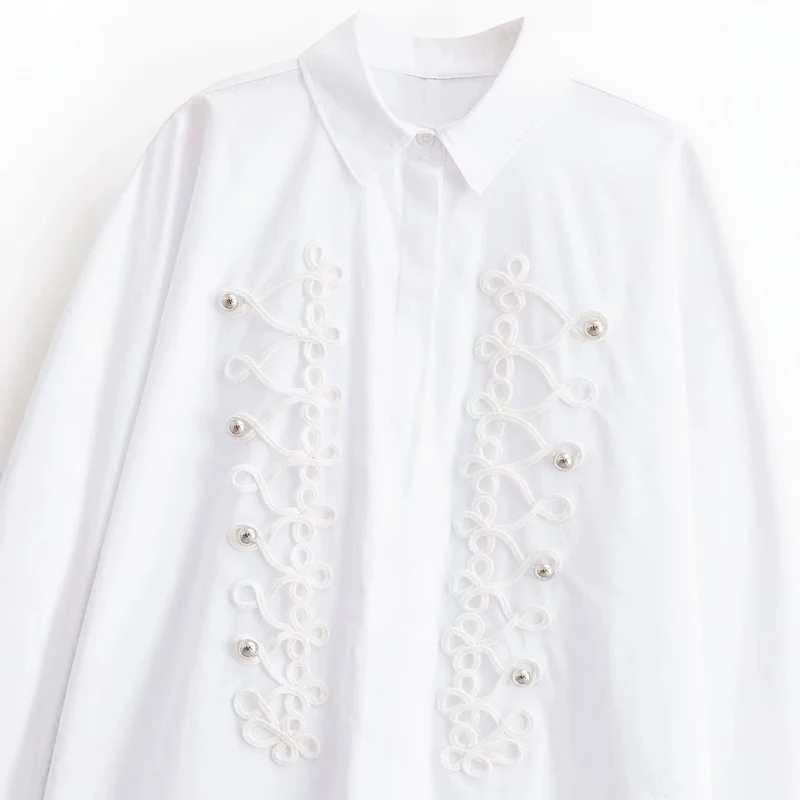 Damen Bluse mit dekorativen Froschverschlüssen und Zierkordeln Drune
