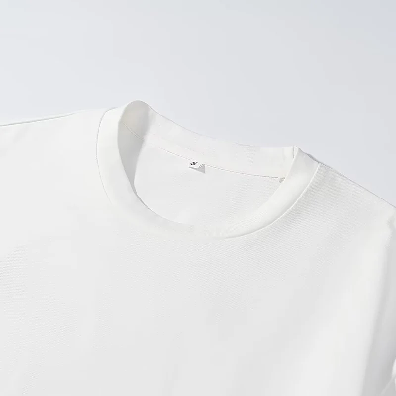 Unisex Oversize T-Shirt mit Rundhalsausschnitt und überschnittenen Schultern Drune