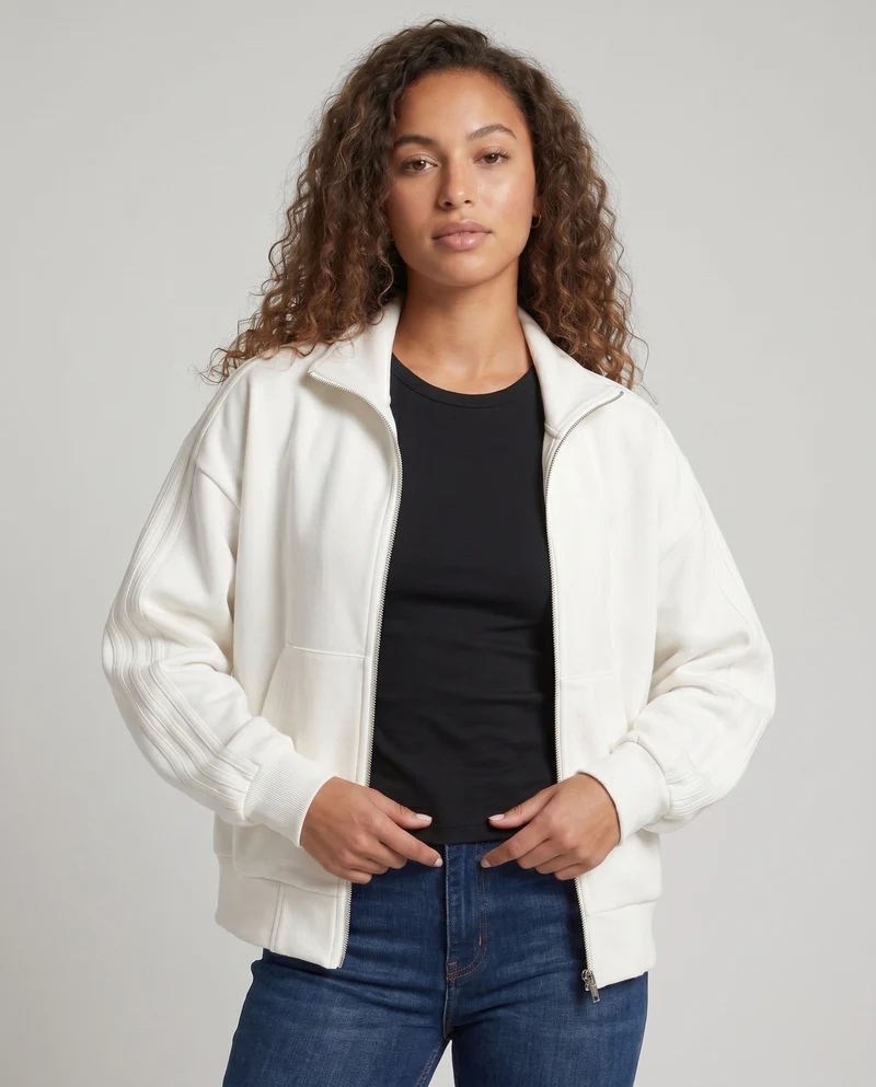 Damen Sportjacke mit hohem Kragen und lässiger Passform