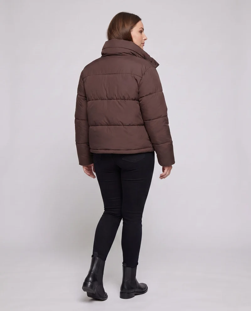Damen Nan Boxy Kurz Steppjacke mit extrahohem Kapuzenbesatz und weichen Bündchen