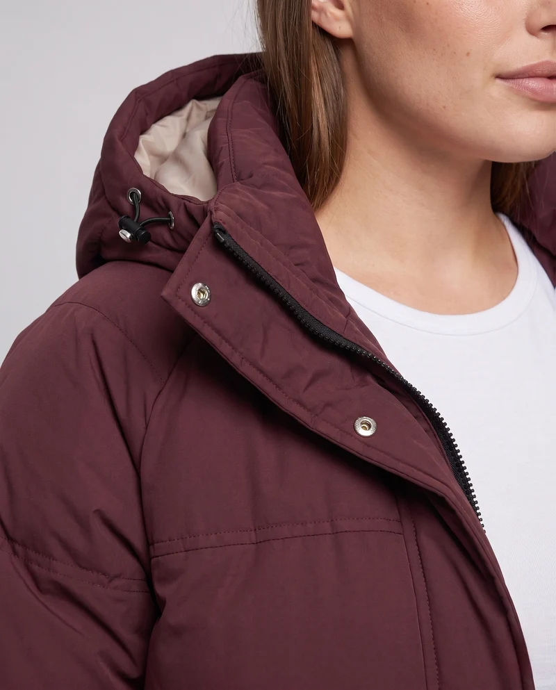 Damen Nan Boxy Pufferjacke mit verdecktem Zwe Wege Front, kontrastierendem Innenpaneel und funktionalen Klappen Taschen