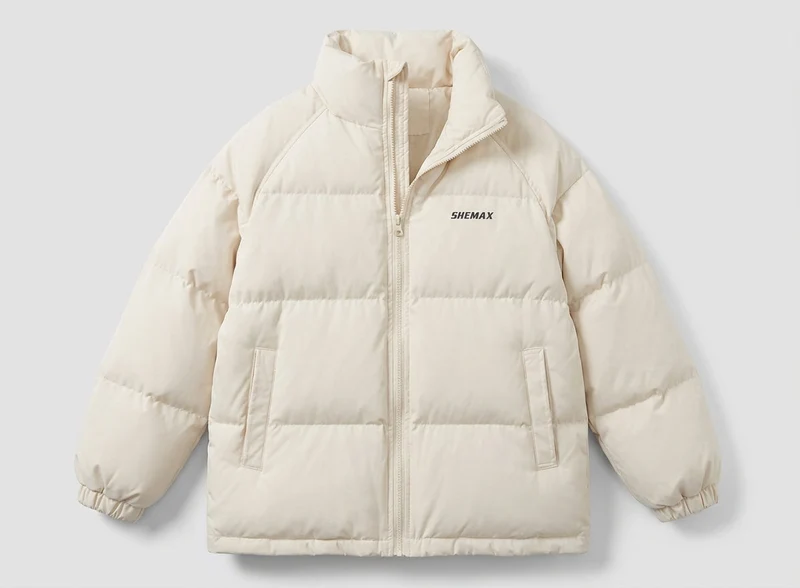 Damen ungefütterte boxy Pufferjacke mit hohem Stehkragen, Raglanärmeln und sauberem Logo